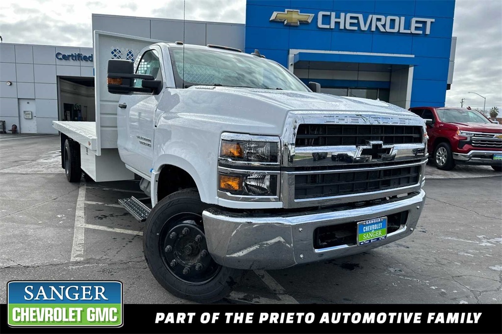 2023 Chevrolet Silverado 4500HD Work Truck