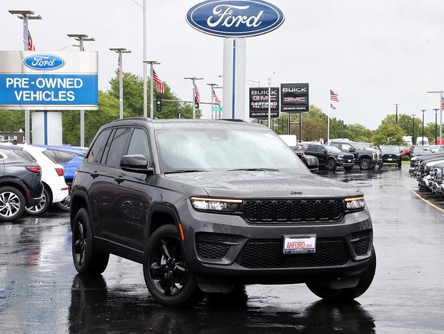 2023 Jeep Grand Cherokee Altitude