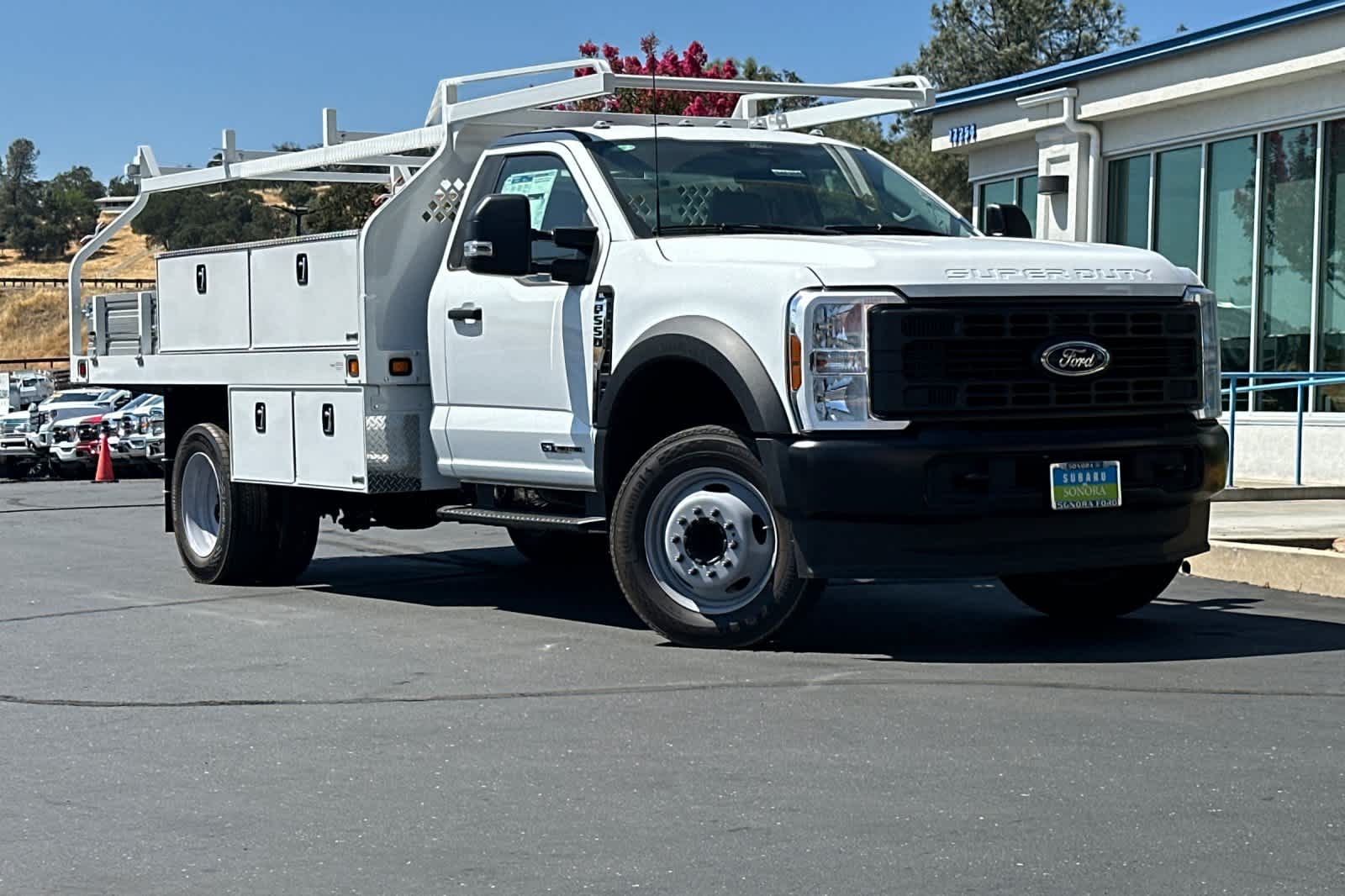 2024 Ford Super Duty F-550 DRW XL 2WD Reg Cab 169 WB 84 CA