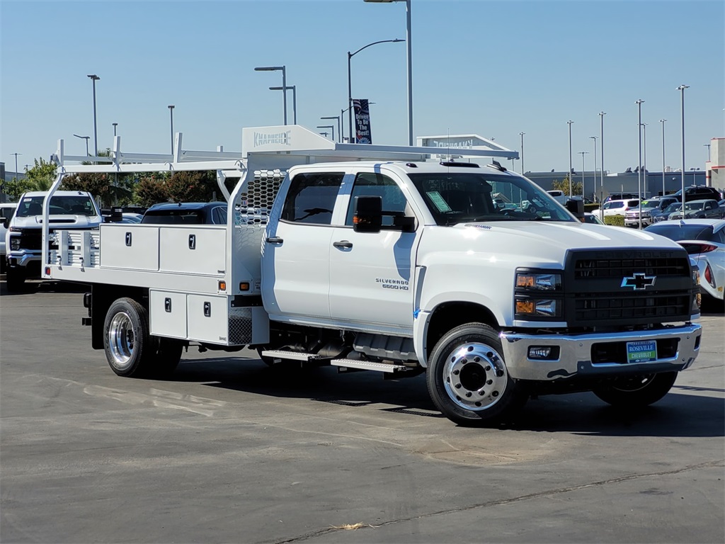 2023 Chevrolet Silverado 5500HD Work Truck