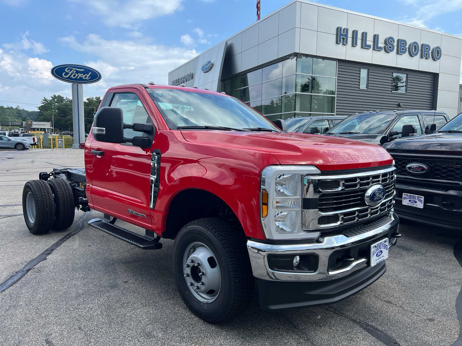 2024 Ford Super Duty F-350 DRW XL