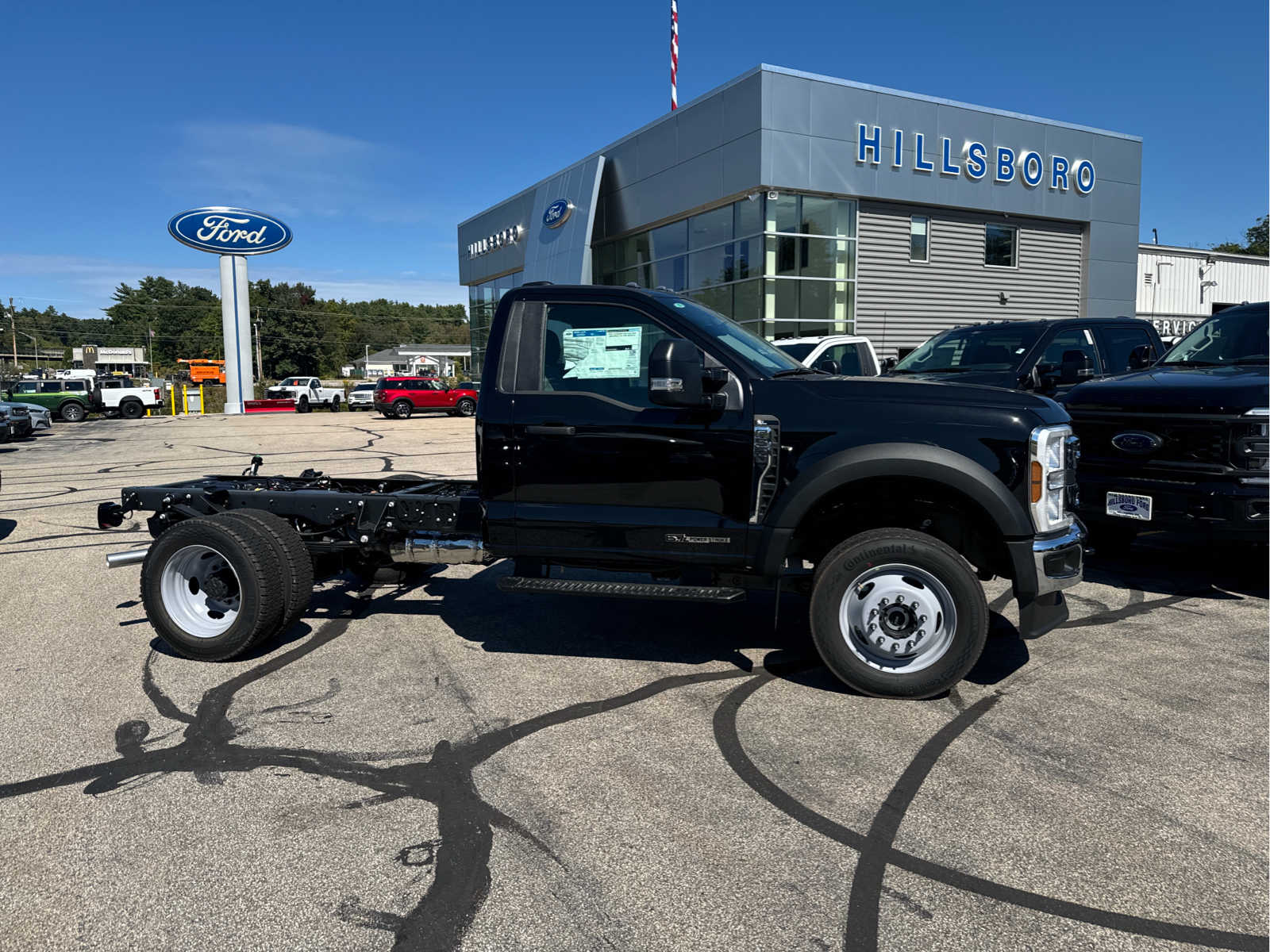 2024 Ford Super Duty F-550 DRW XL