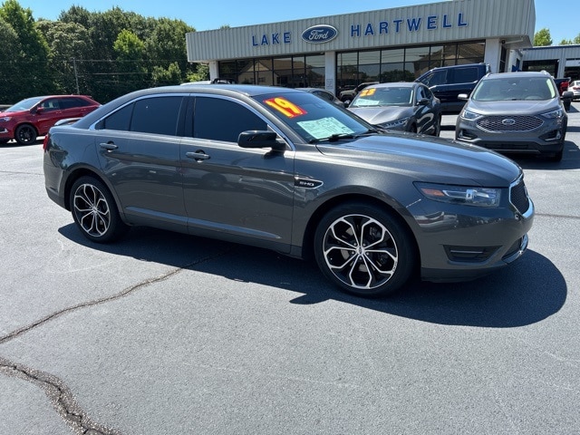 2019 Ford Taurus SHO