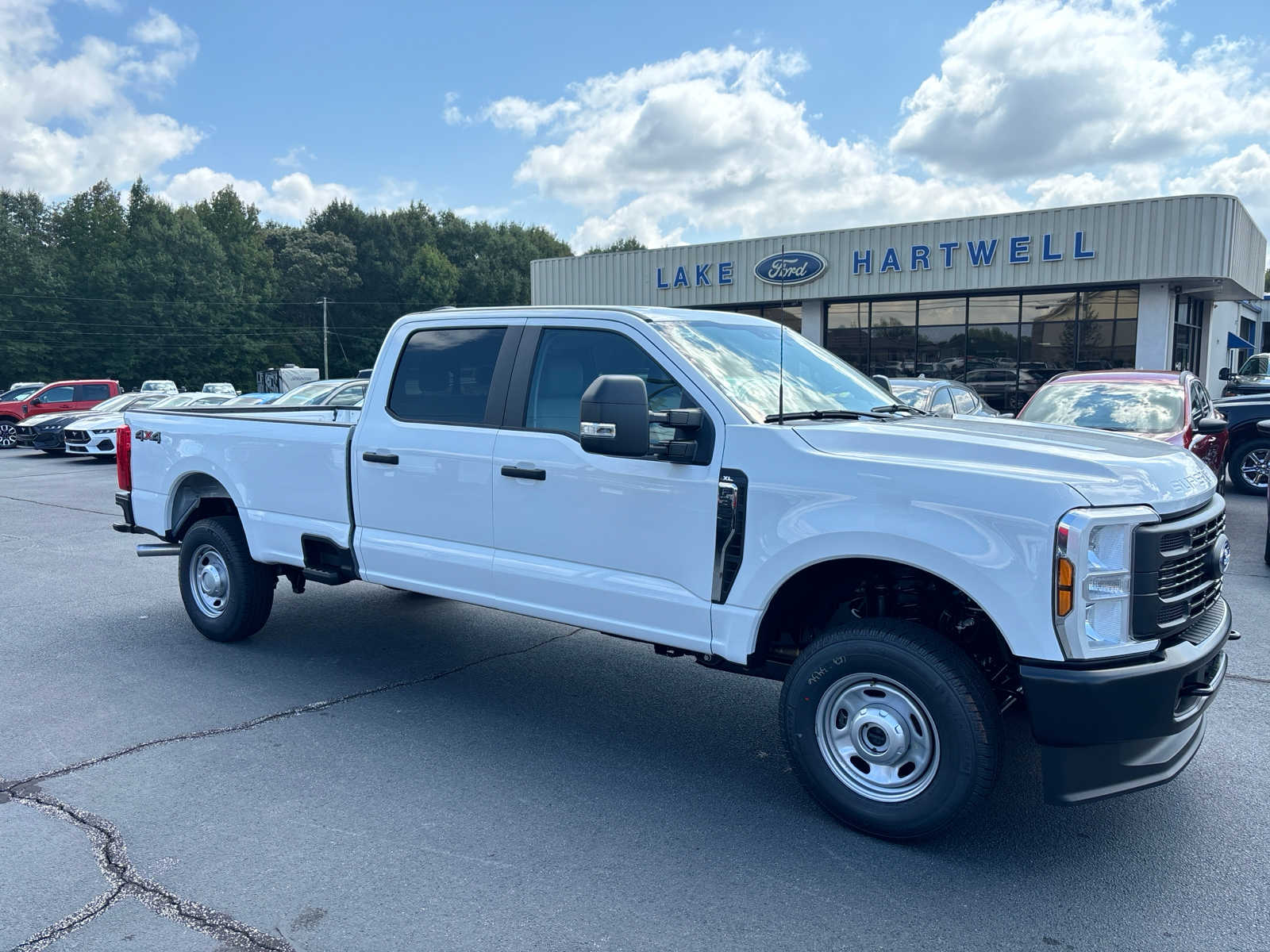 2024 Ford Super Duty F-350 SRW XL 4WD Crew Cab 8 Box