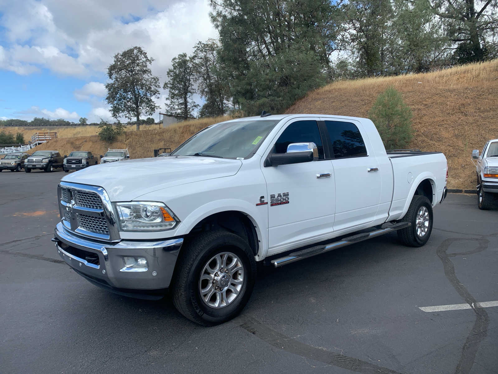 2016 RAM 2500 Laramie 4WD Mega Cab 160.5