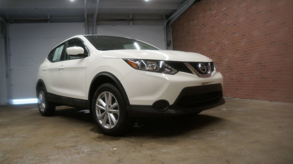 2017 Nissan Rogue Sport S