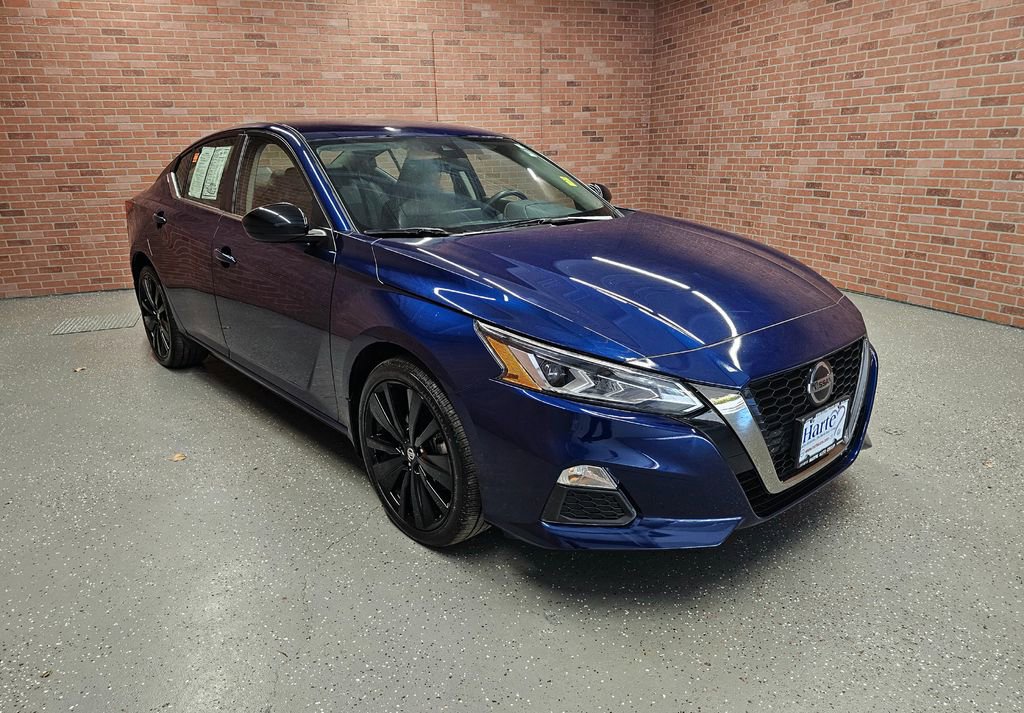 2022 Nissan Altima 2.5 SR