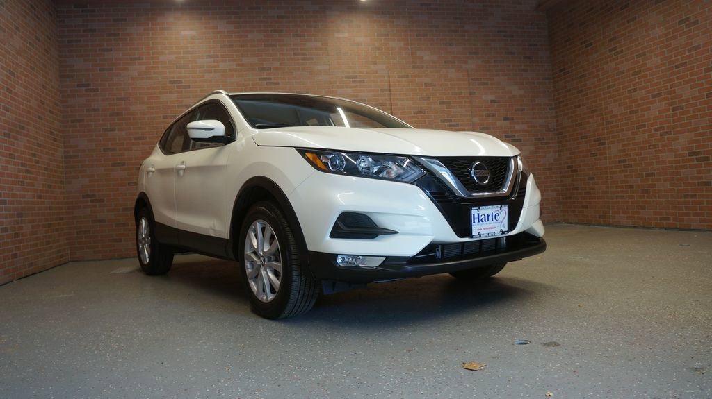 2022 Nissan Rogue Sport SV