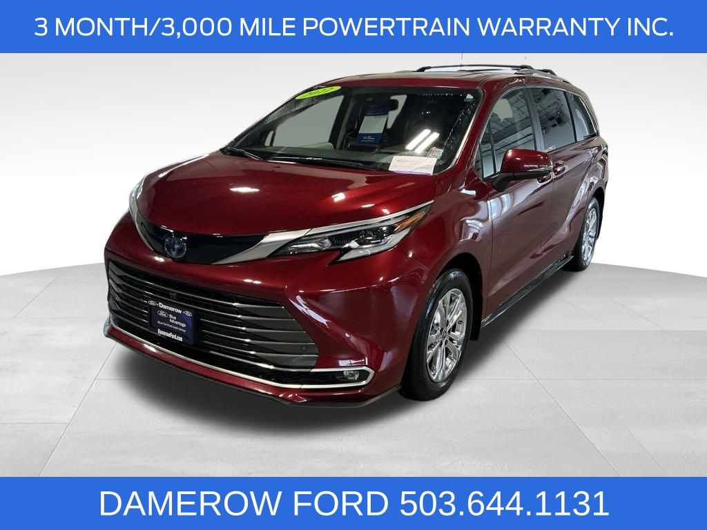 2022 Toyota Sienna Platinum