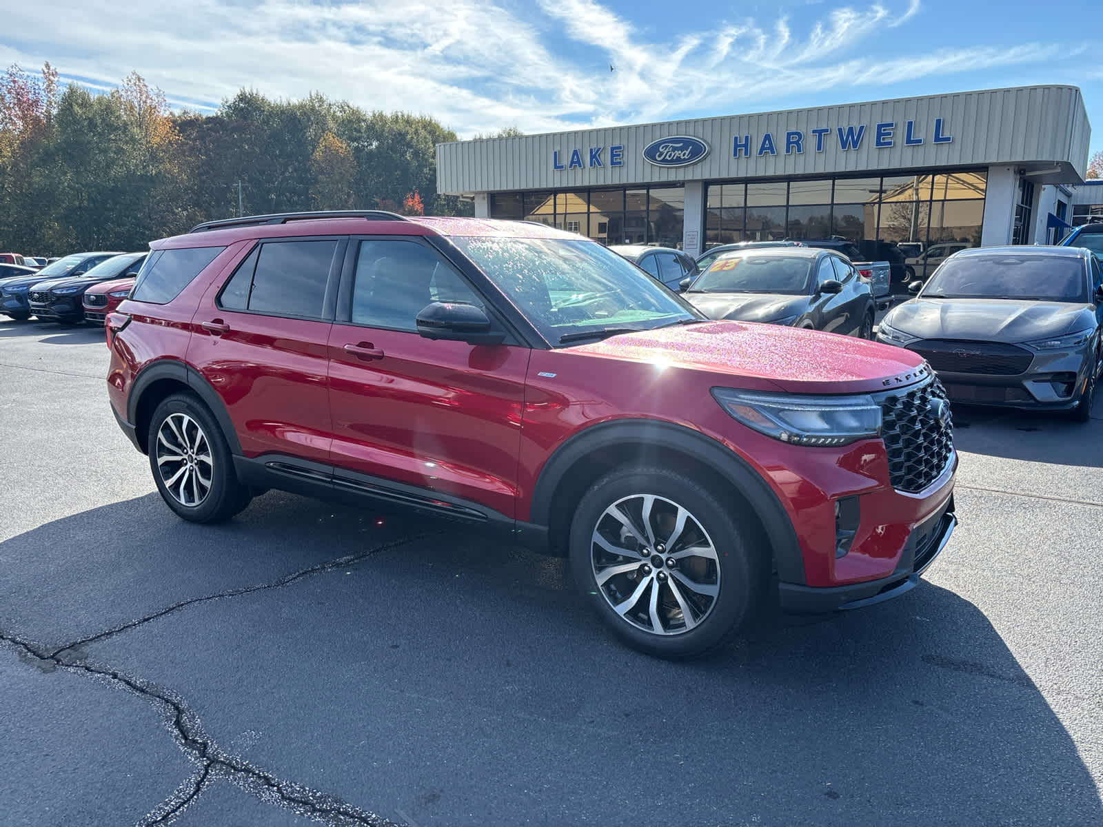 2025 Ford Explorer ST-Line