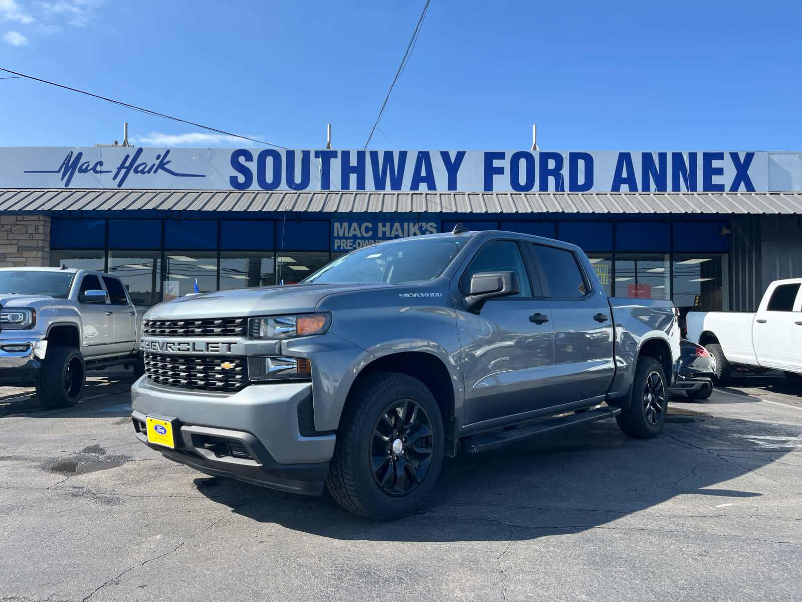 2022 Chevrolet Silverado 1500 LTD Custom