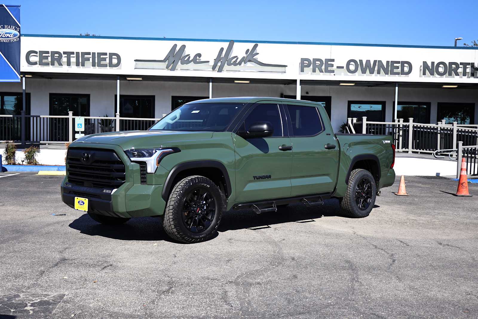 2022 Toyota Tundra 2WD SR5