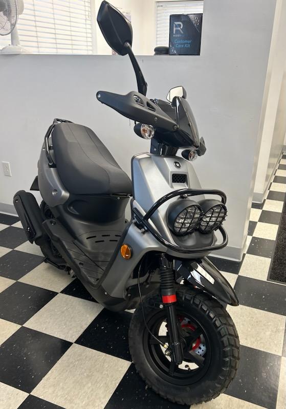 2022 Scootstar Roguestar 150