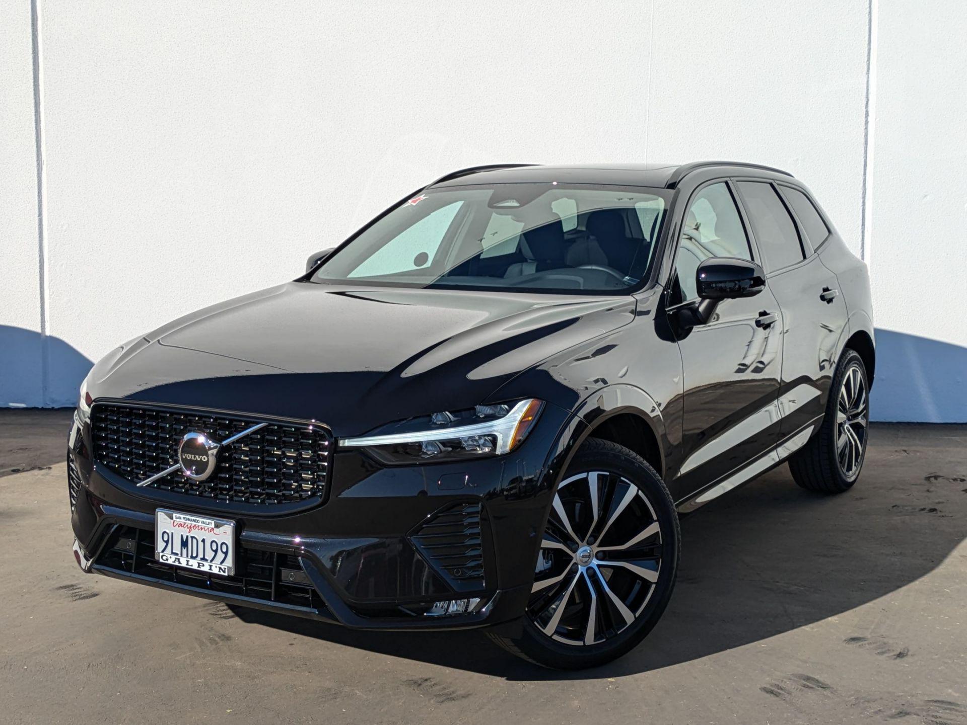 2024 Volvo XC60 B5 Plus Dark Theme