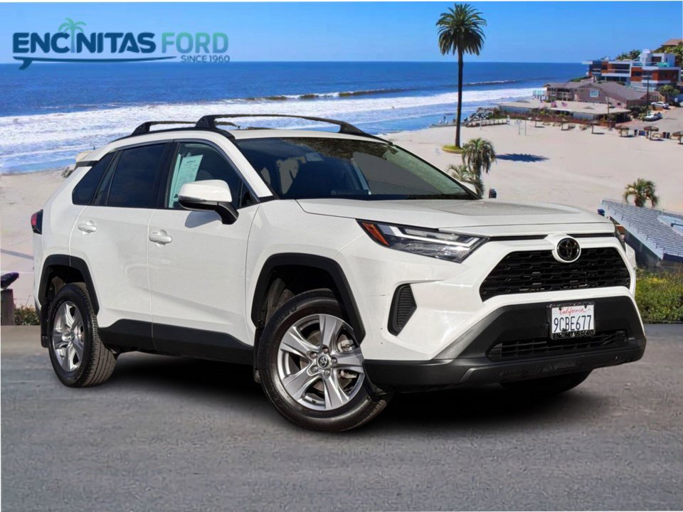 2022 Toyota RAV4 XLE