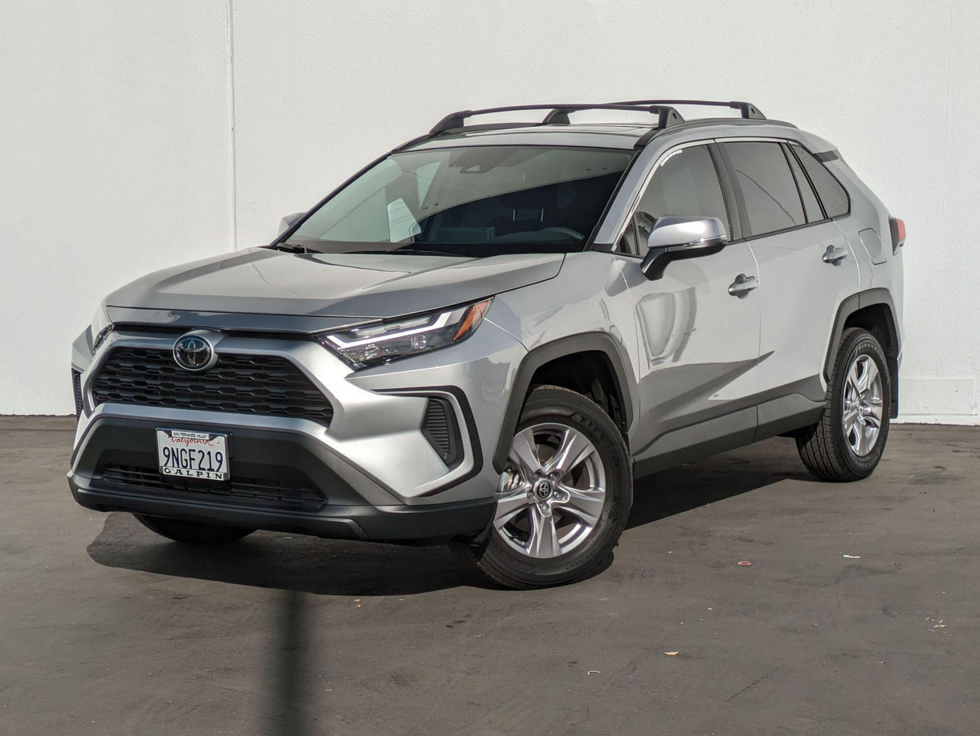 2024 Toyota RAV4 XLE