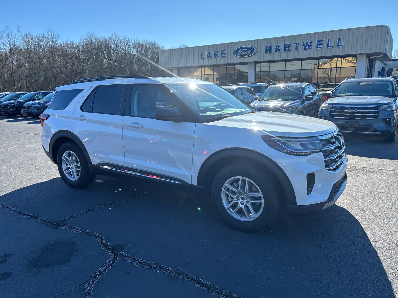 2025 Ford Explorer Active