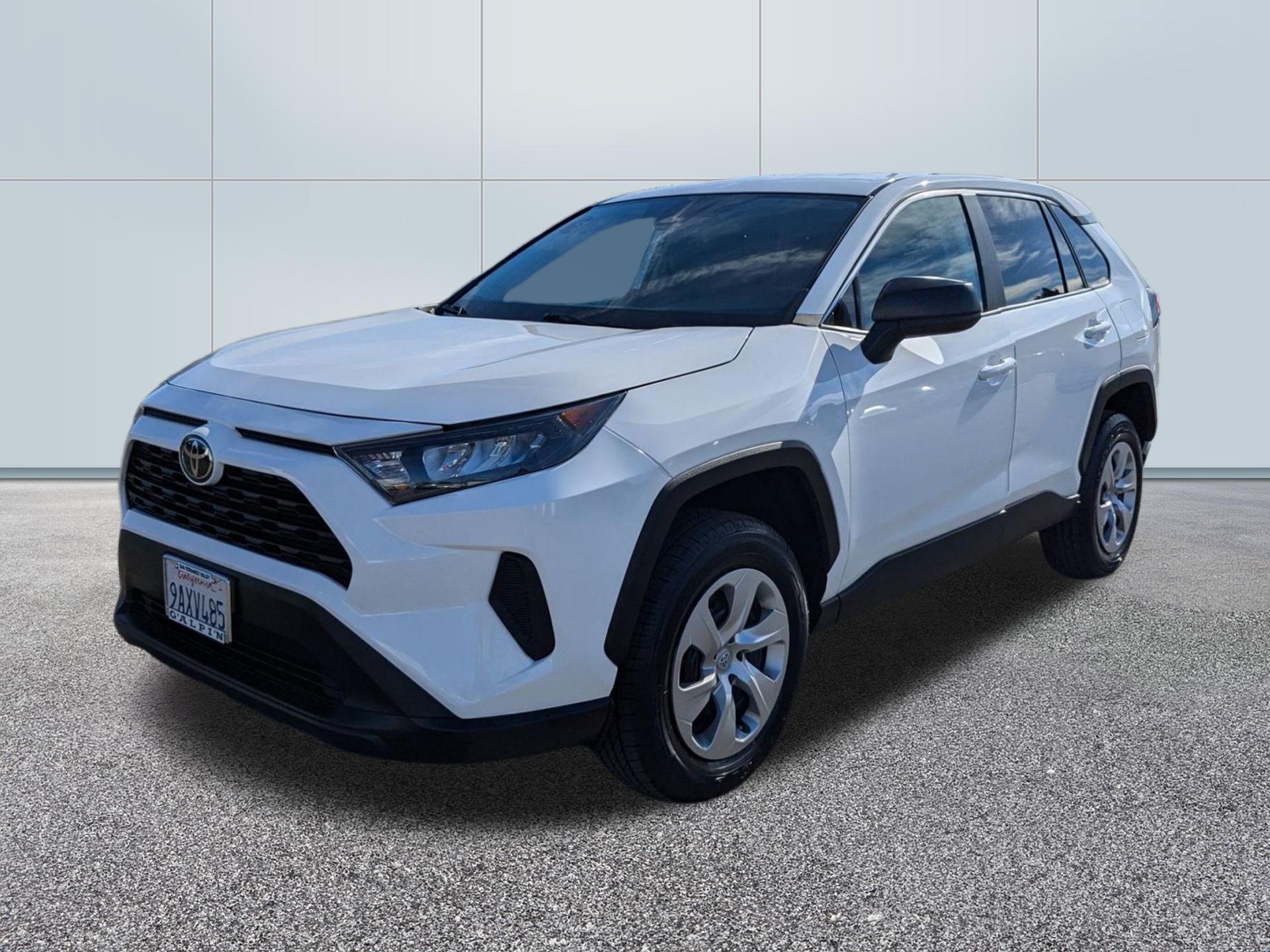 2022 Toyota RAV4 LE