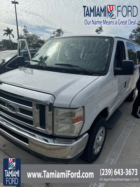 2012 Ford E-350SD XLT