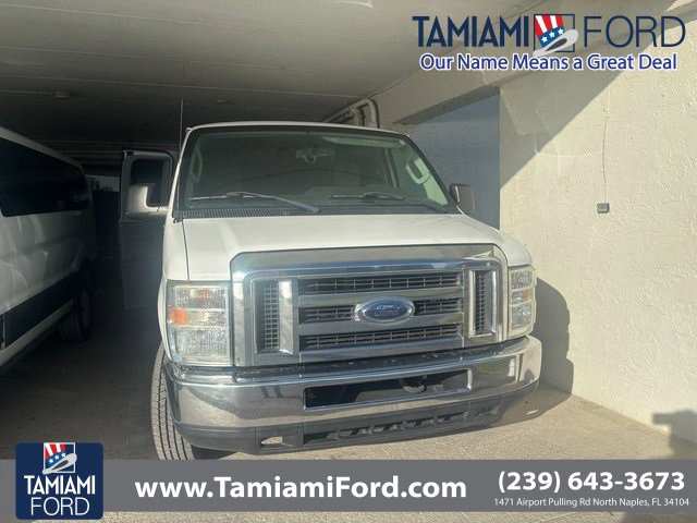 2014 Ford E-350SD XLT