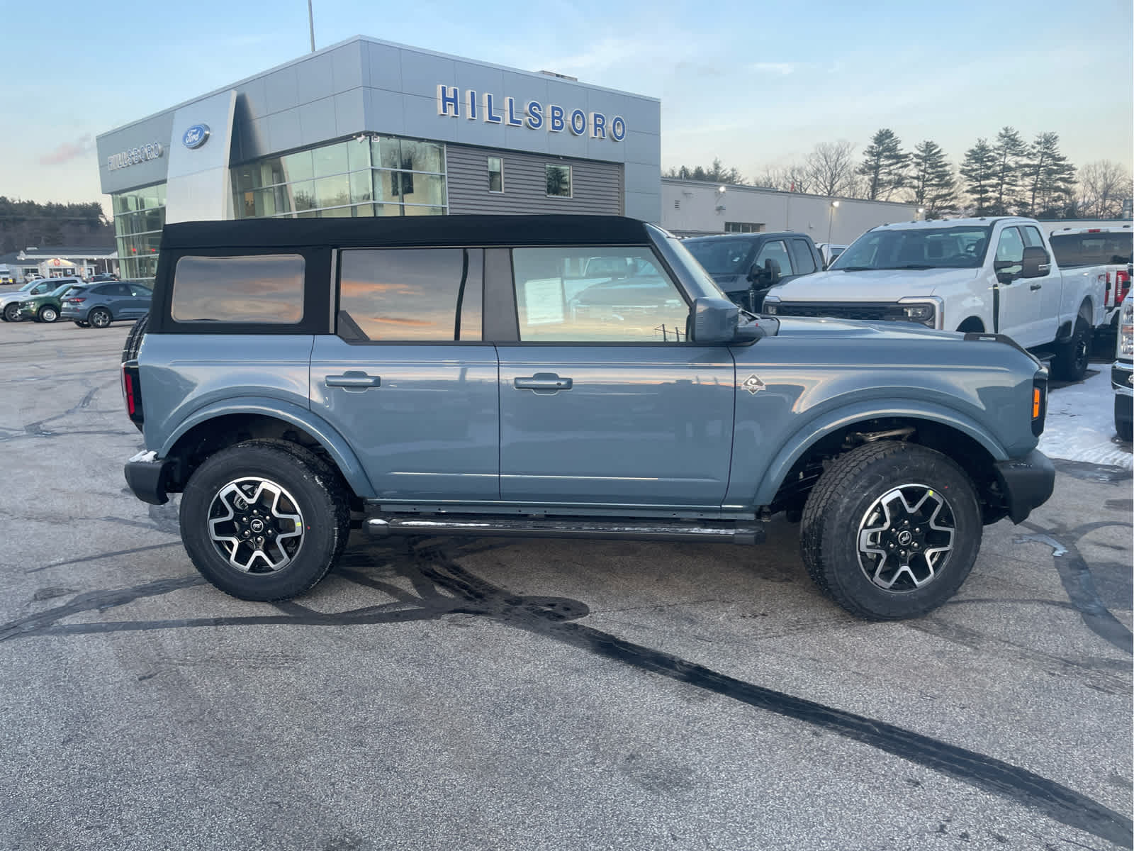 2024 Ford Bronco Outer Banks