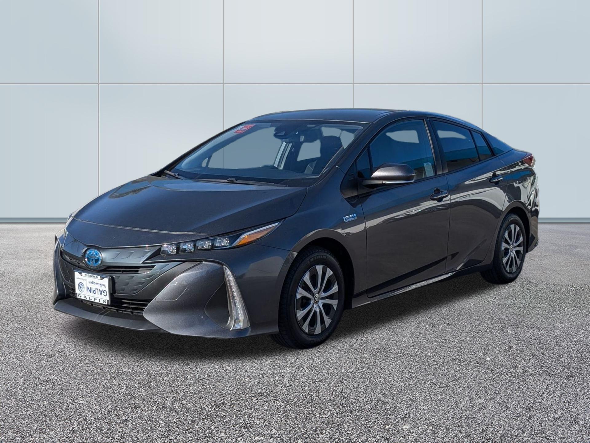 2021 Toyota Prius Prime LE