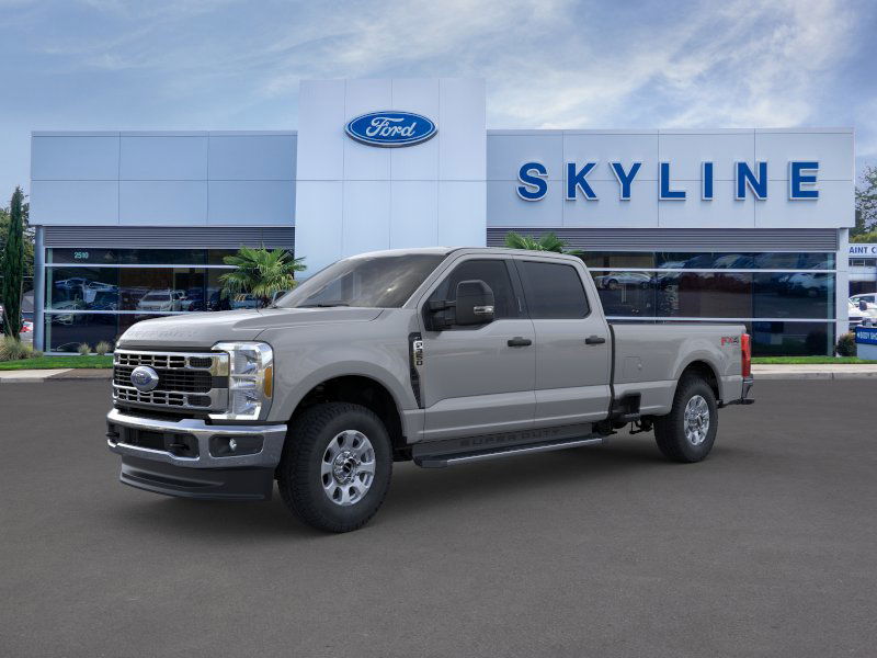 2025 Ford Super Duty F-350 SRW XLT