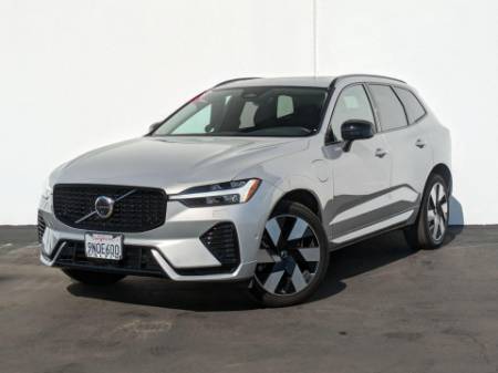 2025 Volvo XC60 Plug-In Hybrid T8 Plus