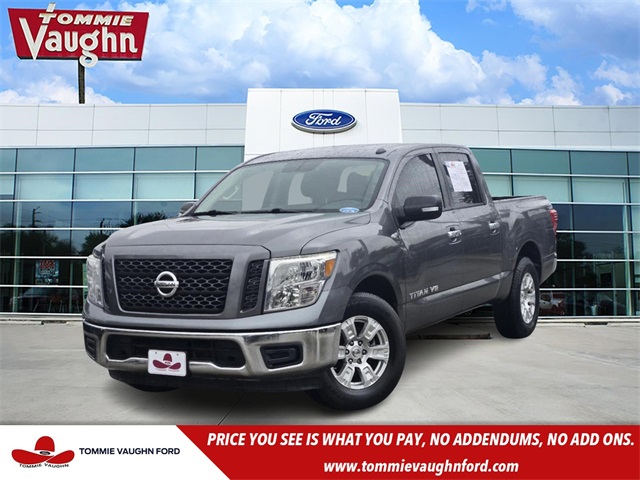 2019 Nissan Titan SV