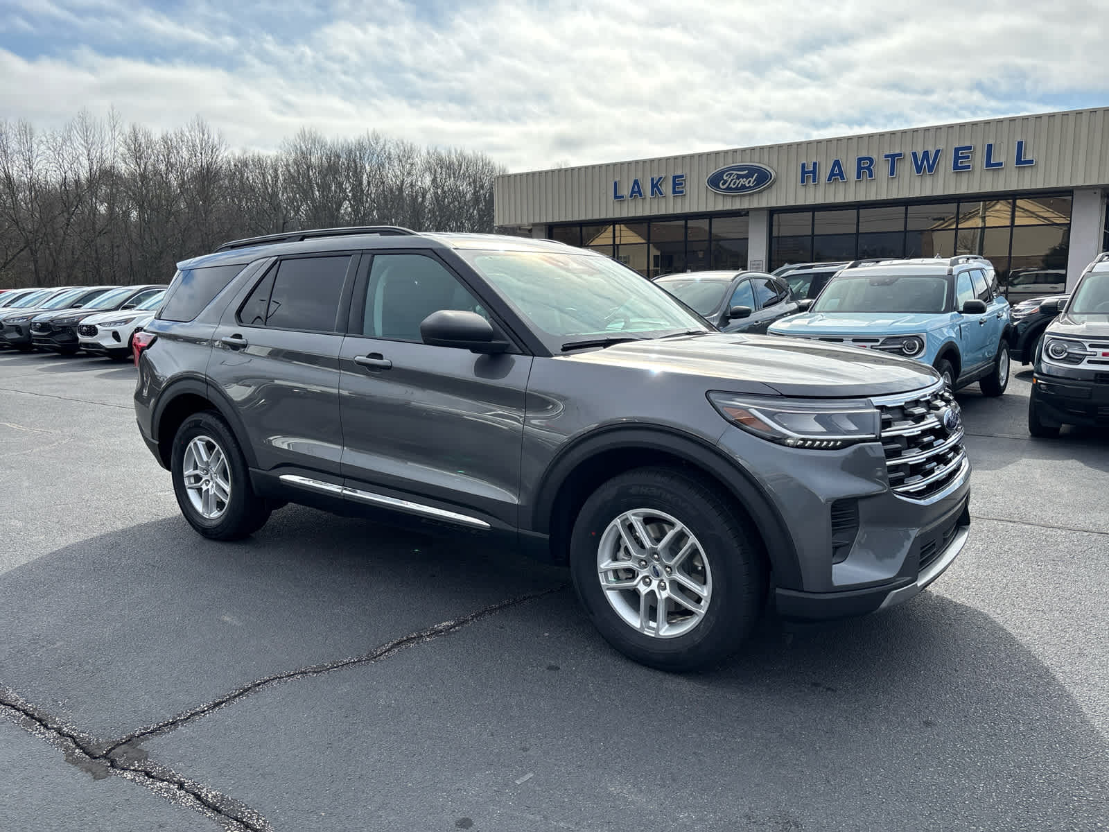 2025 Ford Explorer Active