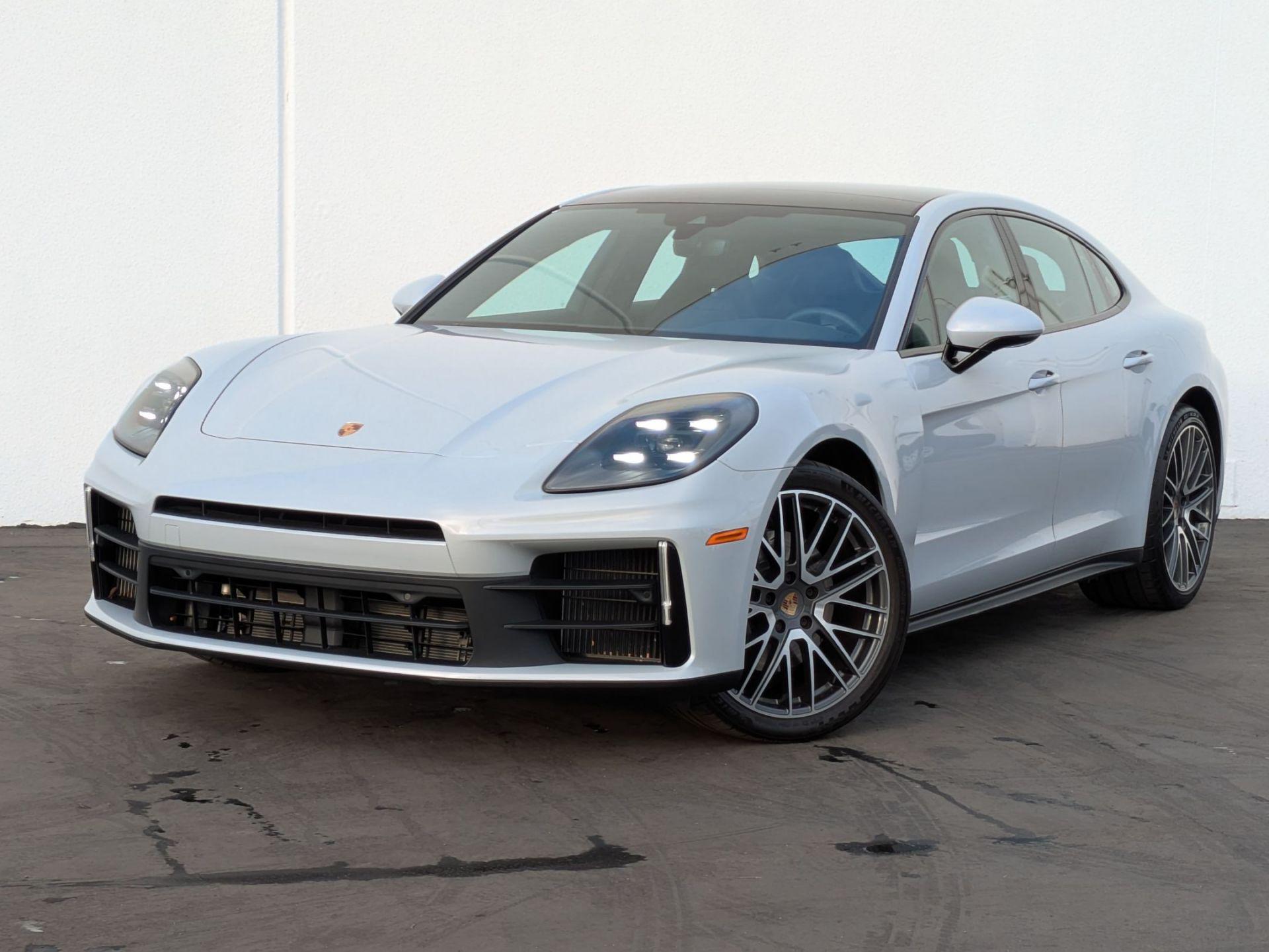 2024 Porsche Panamera 4