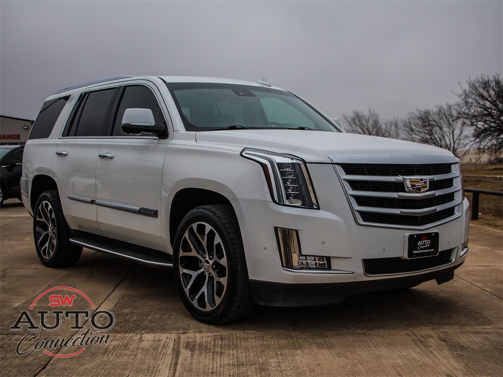 2018 Cadillac Escalade Luxury