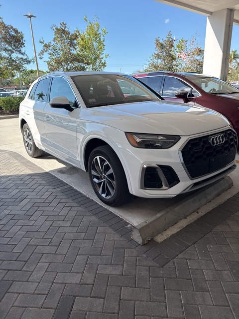 2024 Audi Q5 45 S line Premium Plus