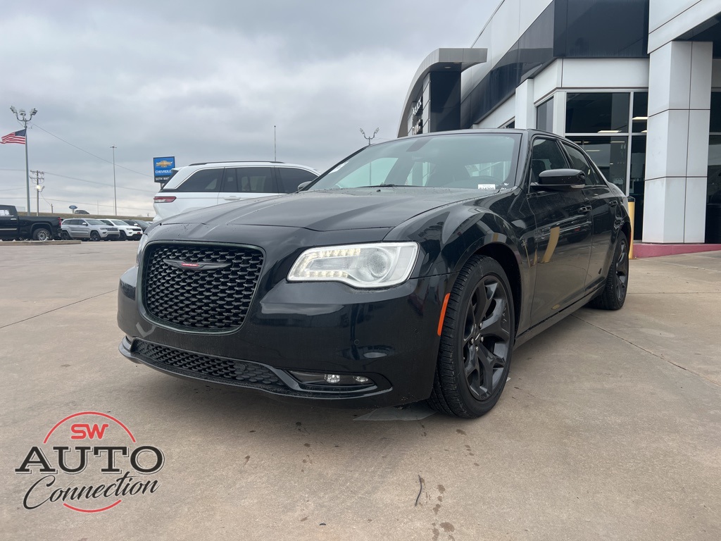 2023 Chrysler 300 S