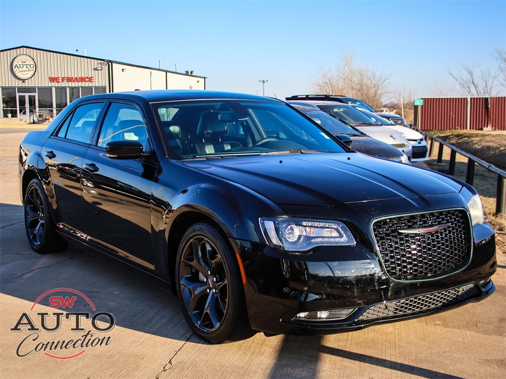 2023 Chrysler 300 S