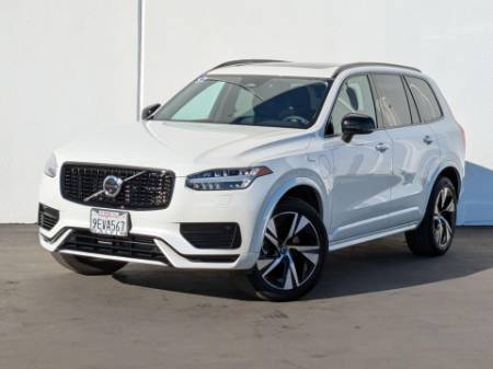 2023 Volvo XC90 Recharge Plug-In Hybrid T8 Plus Dark Theme 7-Seater