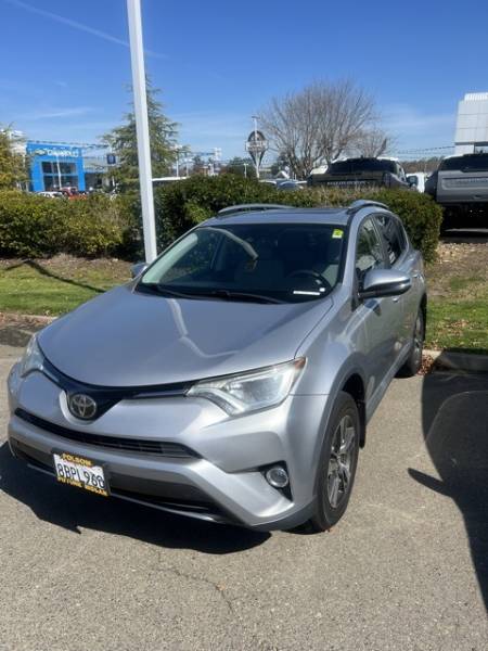 2018 Toyota RAV4 XLE