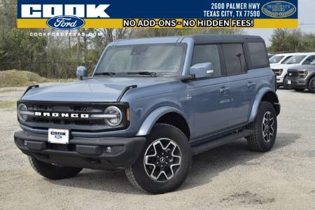 2024 Ford Bronco Outer Banks