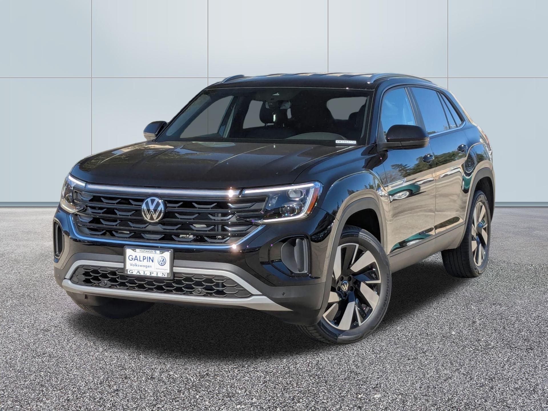 New 2025 Volkswagen Atlas Cross Sport SE w/Tech