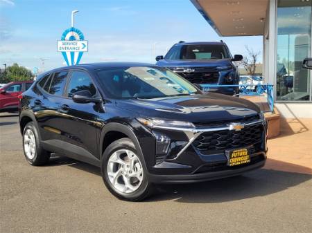 2025 Chevrolet Trax LS