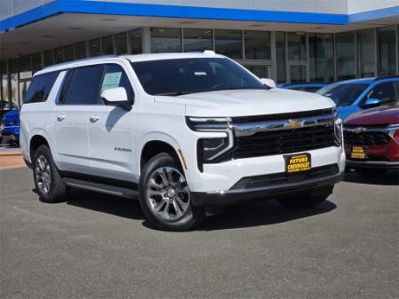 2025 Chevrolet Suburban LS