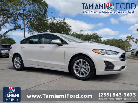 2020 Ford Fusion SE