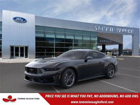 2025 Ford Mustang Dark Horse