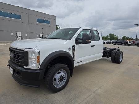 2025 Ford Super Duty F-550 DRW XL