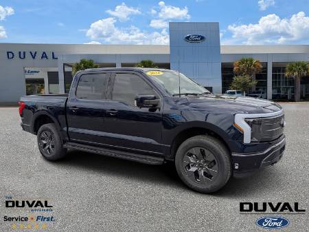 2024 Ford F-150 Lightning LARIAT