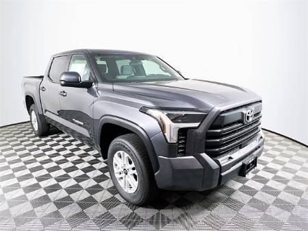 2025 Toyota Tundra 4WD SR5