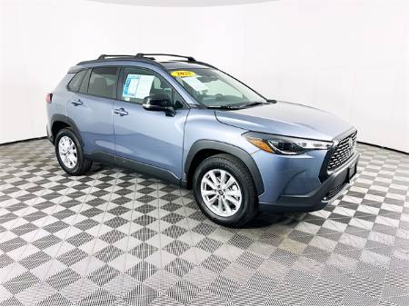 2025 Toyota Corolla Cross LE