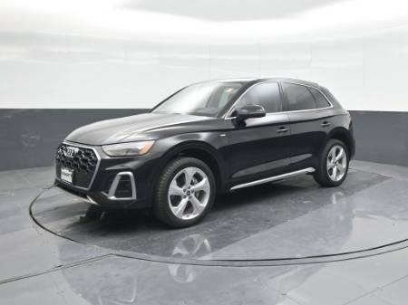2022 Audi Q5 S line Prestige