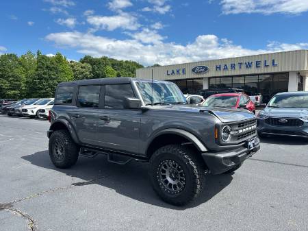 2025 Ford Bronco Base