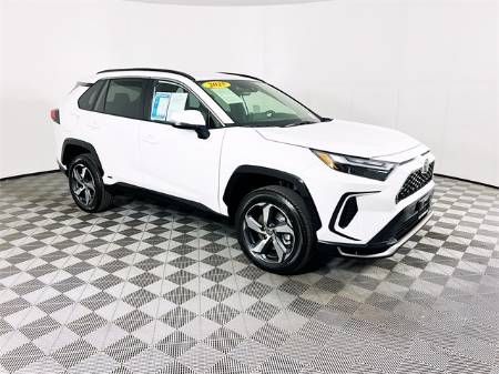 2025 Toyota RAV4 Plug-In Hybrid SE